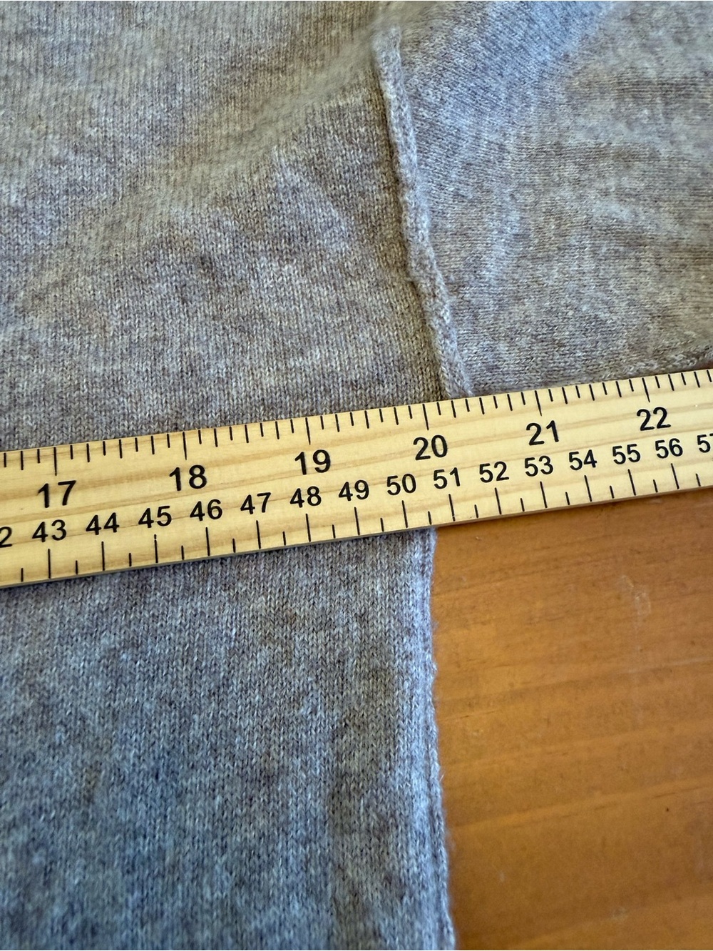 Saks Fifth Avenue 100% Cashmere Tunic Sweater S/P Taupe Casual Comfy Chic Layer - Picture 10 of 11
